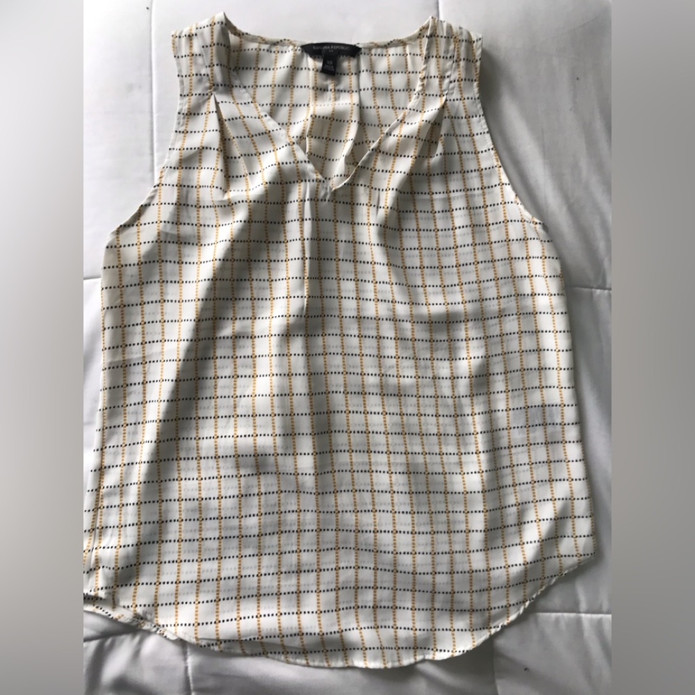 NWOT Banana Republic sleeveless top
